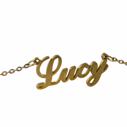 Collar lucy